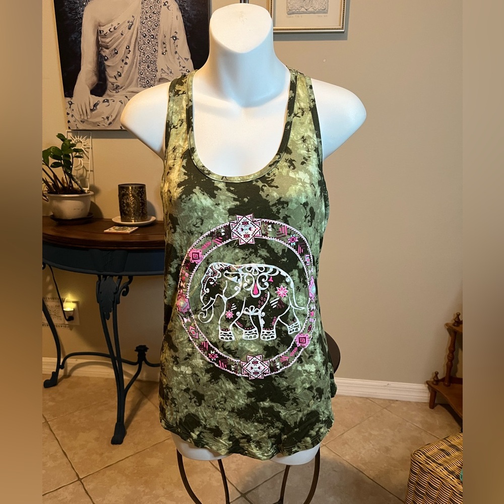 No Boundaries Elephant Camo Tie Dye Tank Top - Juniors M